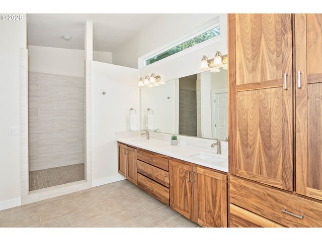 8159 Sw 85TH Ave, Portland, OR 97223