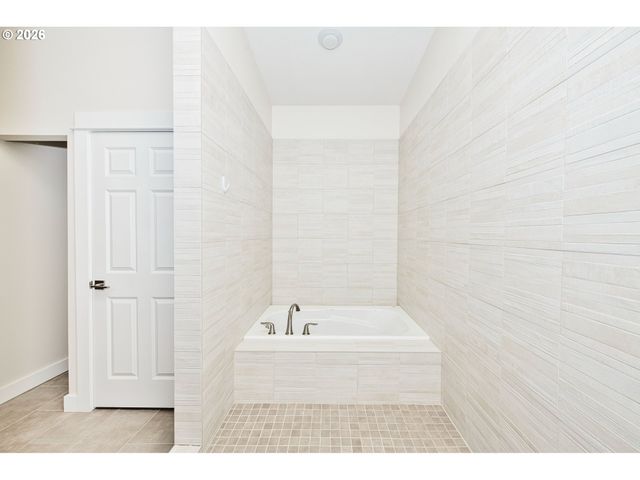 8159 Sw 85TH Ave, Portland, OR 97223