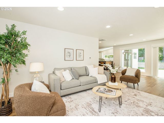 8159 Sw 85TH Ave, Portland, OR 97223