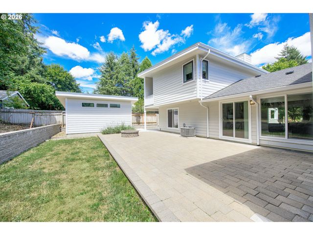 8159 Sw 85TH Ave, Portland, OR 97223