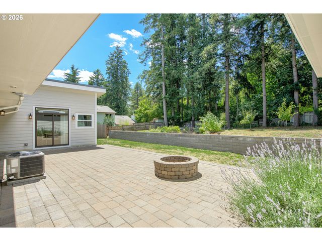 8159 Sw 85TH Ave, Portland, OR 97223