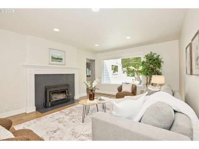 8159 Sw 85TH Ave, Portland, OR 97223