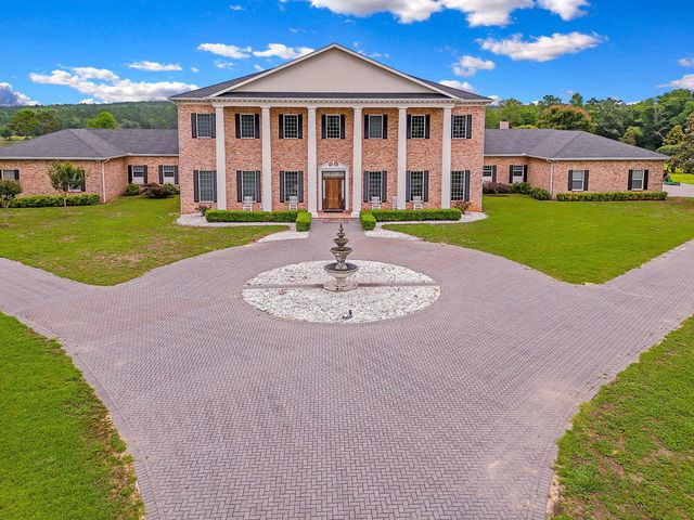 3400 Bonterra Drive, Laurel Hill, FL 32567