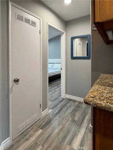 1637 E 5th Street 302, Long Beach, CA 90802