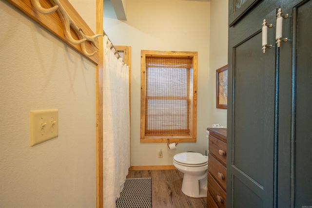 627 Mountain Crest Road, Mountain View, AR 72560