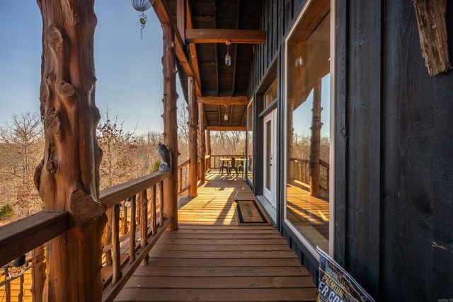 627 Mountain Crest Road, Mountain View, AR 72560