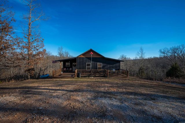 627 Mountain Crest Road, Mountain View, AR 72560