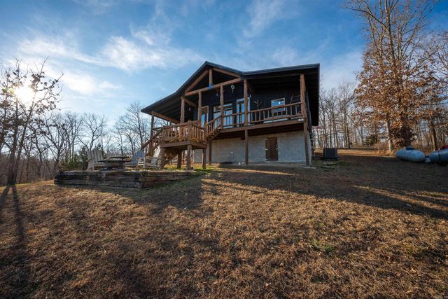 627 Mountain Crest Road, Mountain View, AR 72560