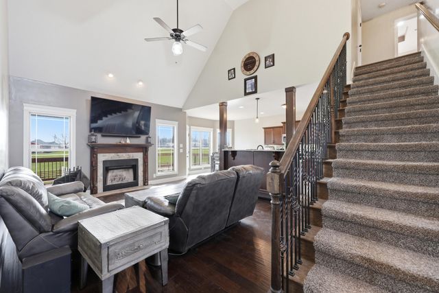 2908 Gunn Rd, Springfield, TN 37172