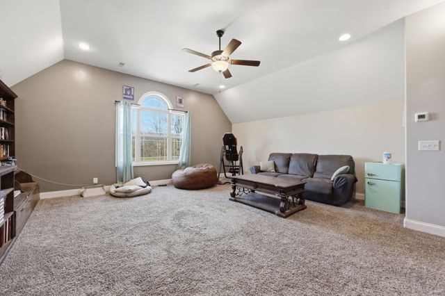 2908 Gunn Rd, Springfield, TN 37172