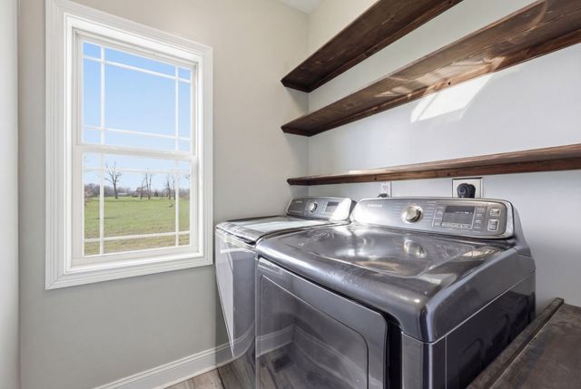 2908 Gunn Rd, Springfield, TN 37172