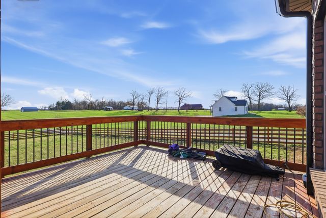 2908 Gunn Rd, Springfield, TN 37172