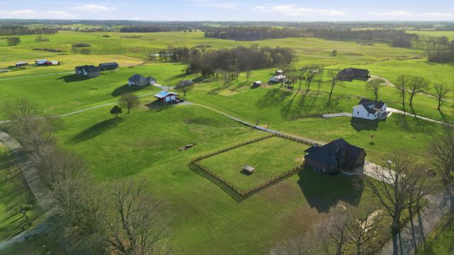 2908 Gunn Rd, Springfield, TN 37172