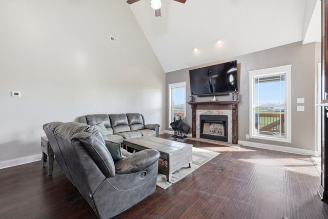 2908 Gunn Rd, Springfield, TN 37172