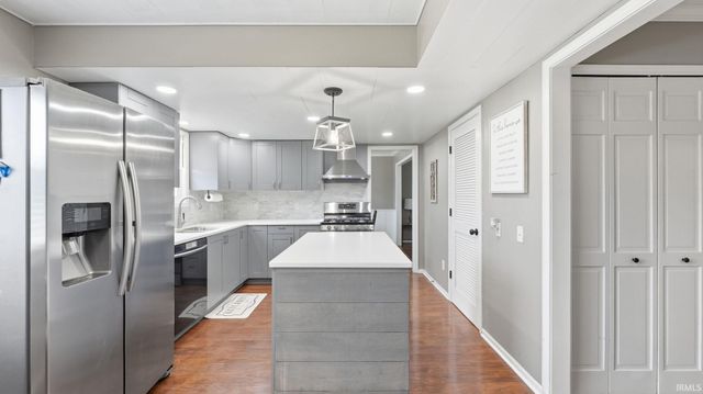 11228 Tall Oak Run, Fort Wayne, IN 46845