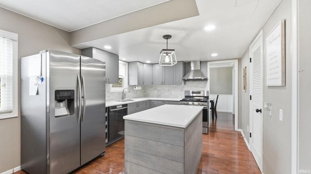 11228 Tall Oak Run, Fort Wayne, IN 46845