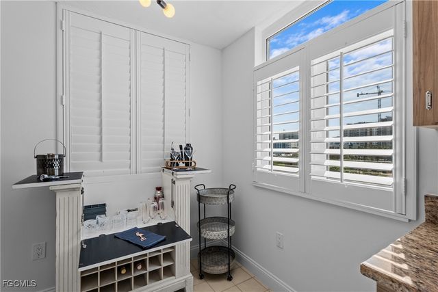 9415 Gulf Shore DR 501, Naples, FL 34108