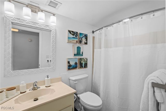 9415 Gulf Shore DR 501, Naples, FL 34108