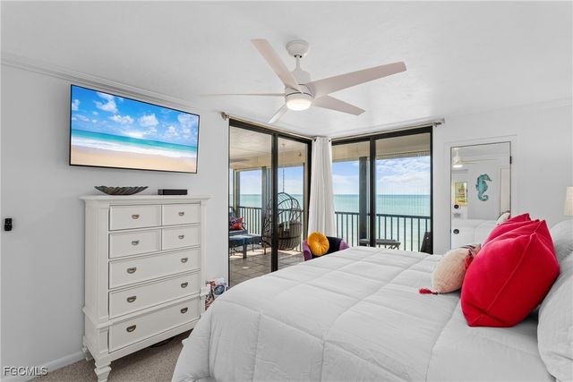 9415 Gulf Shore DR 501, Naples, FL 34108