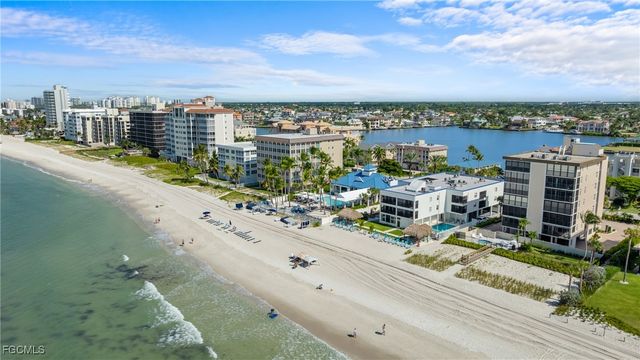 9415 Gulf Shore DR 501, Naples, FL 34108