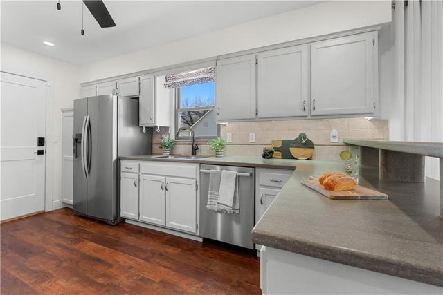 11700 W 48th Terrace, Shawnee, KS 66203