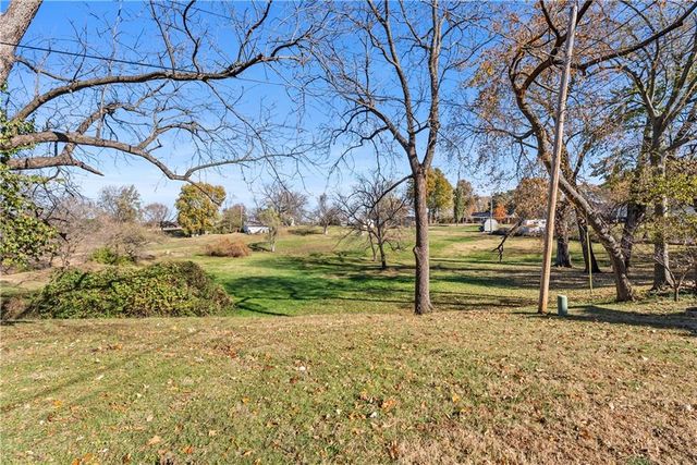 11700 W 48th Terrace, Shawnee, KS 66203