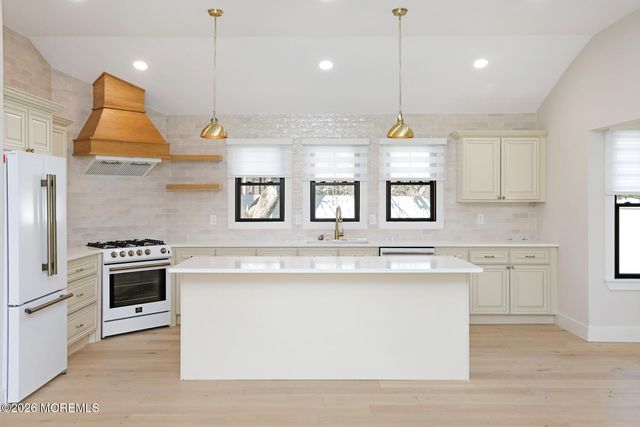 2401 Fairview Drive, Manasquan, NJ 08736