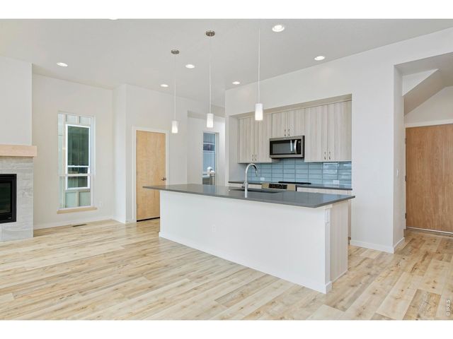 725 Kubat Ln A, Longmont, CO 80503
