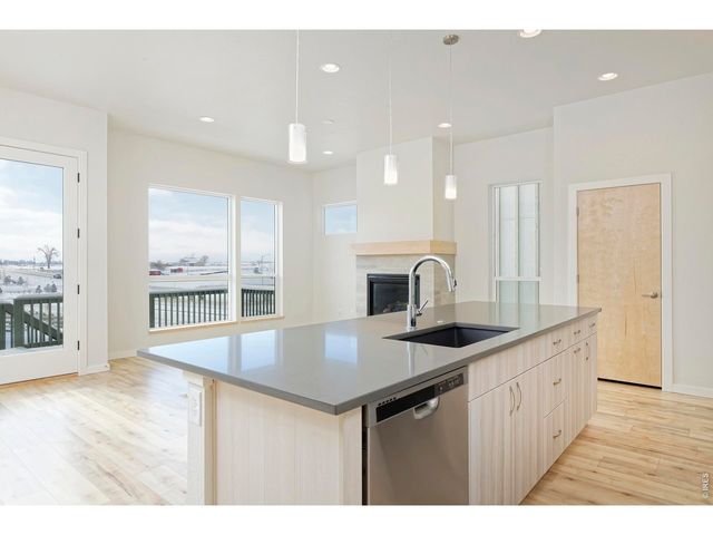 725 Kubat Ln A, Longmont, CO 80503