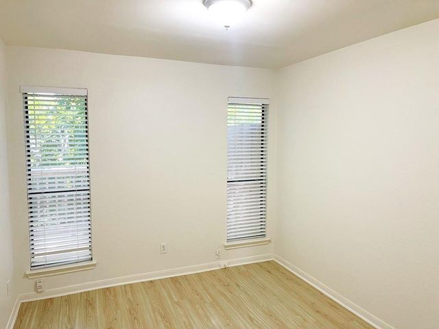 2003 Kenneth Ave A, Austin, TX 78741