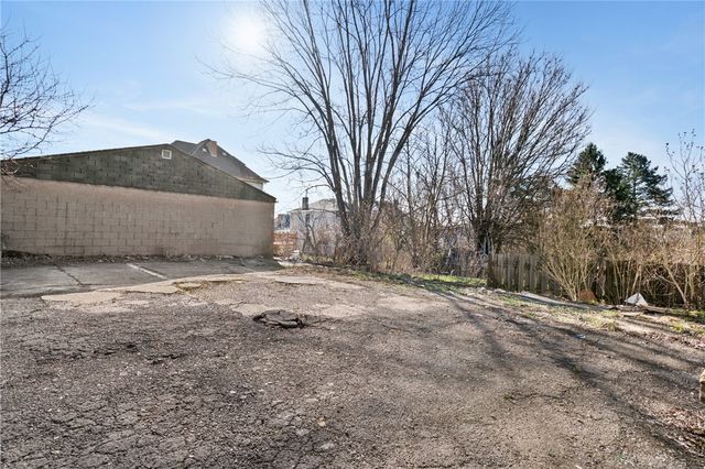 1509 Rockland Ave, Beechview, PA 15216