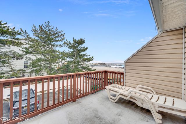 111 K Street C9, Seaside Park, NJ 08752