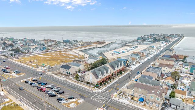 111 K Street C9, Seaside Park, NJ 08752