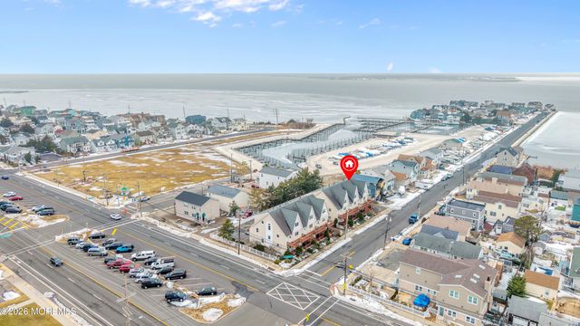 111 K Street C9, Seaside Park, NJ 08752