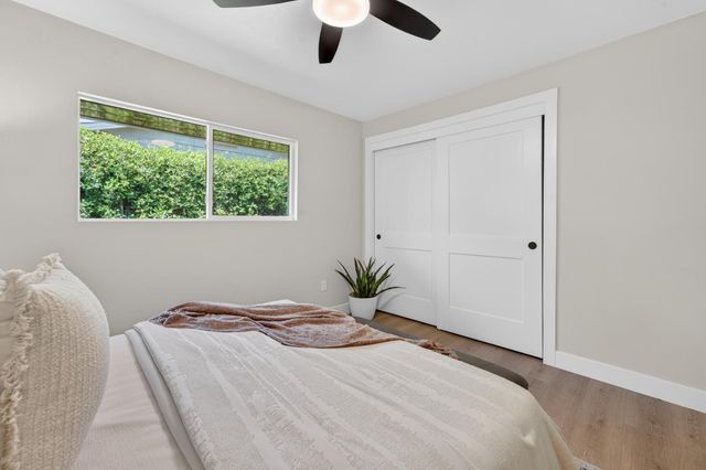 812 Columbia Dr, Sacramento, CA 95864