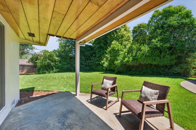812 Columbia Dr, Sacramento, CA 95864
