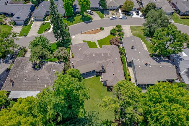 812 Columbia Dr, Sacramento, CA 95864