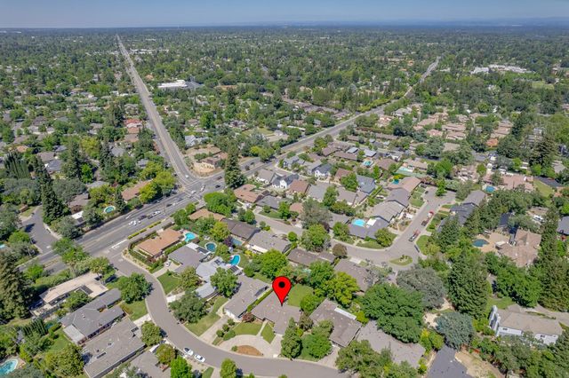 812 Columbia Dr, Sacramento, CA 95864