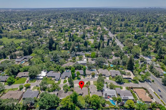 812 Columbia Dr, Sacramento, CA 95864