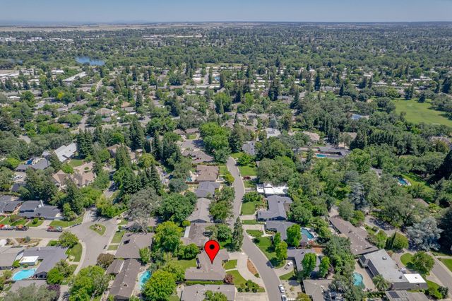 812 Columbia Dr, Sacramento, CA 95864