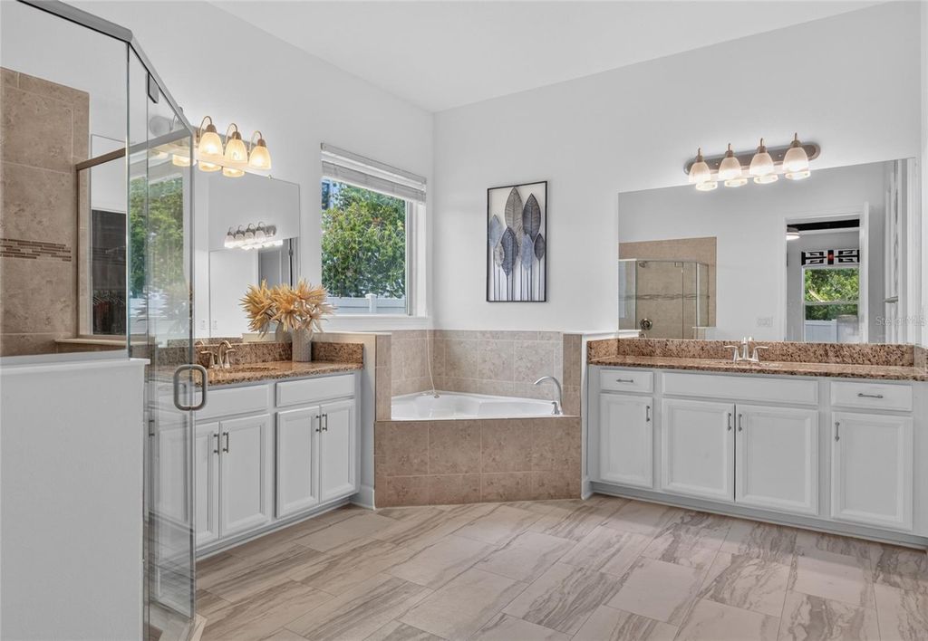 Image 21 of property listing at 735 116TH COURT NE, Bradenton, FL 34212