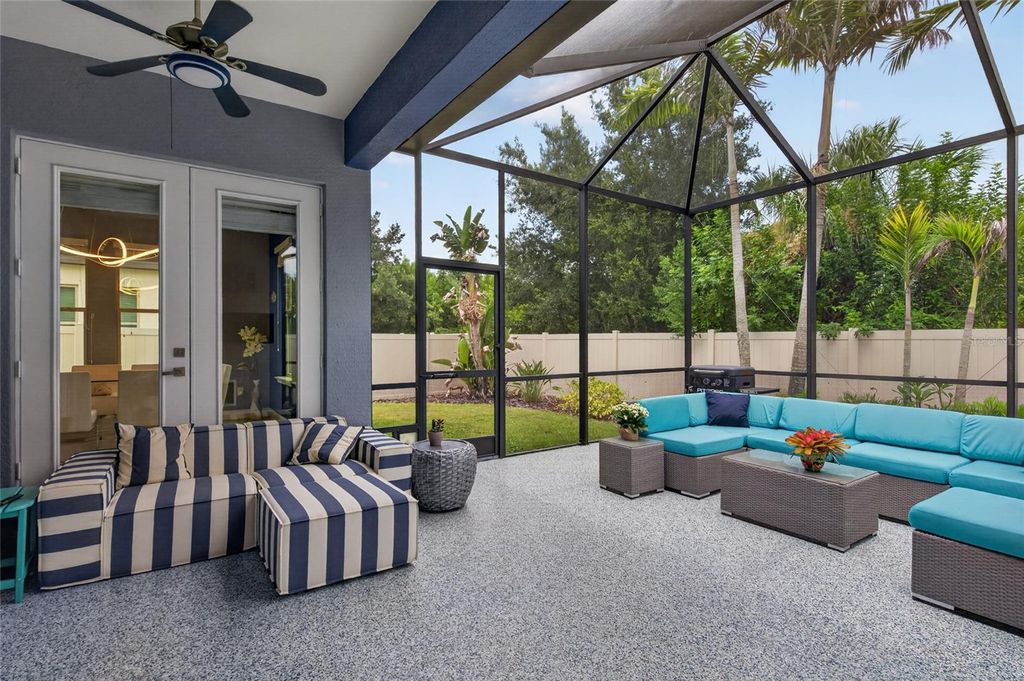 Image 29 of property listing at 735 116TH COURT NE, Bradenton, FL 34212