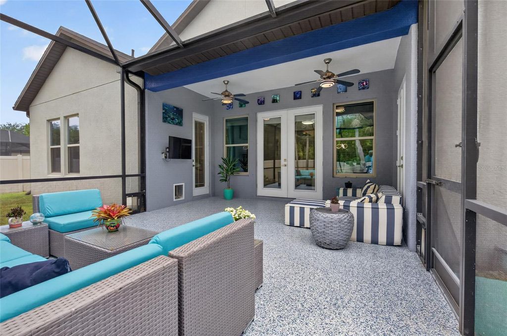 Image 31 of property listing at 735 116TH COURT NE, Bradenton, FL 34212