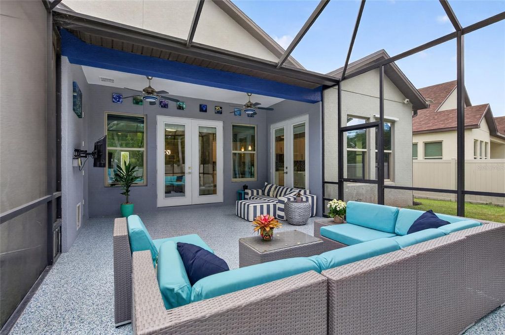 Image 32 of property listing at 735 116TH COURT NE, Bradenton, FL 34212