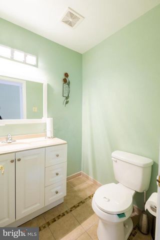6 BELLWOOD DR, Feasterville Trevose, PA 19053