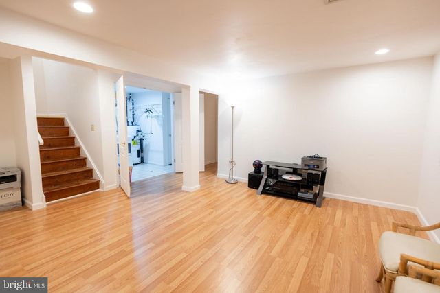 6 BELLWOOD DR, Feasterville Trevose, PA 19053