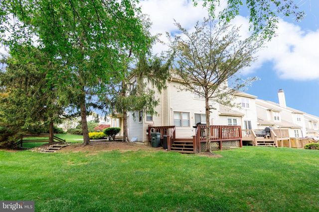 6 BELLWOOD DR, Feasterville Trevose, PA 19053