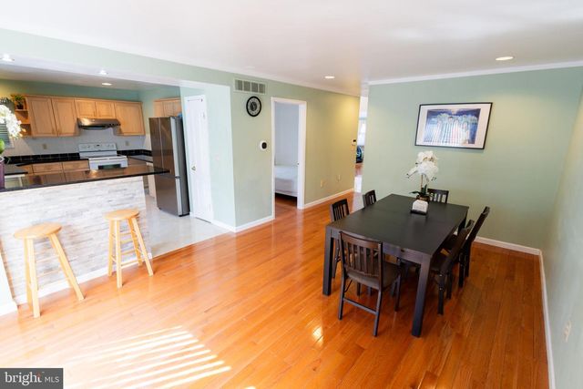 6 BELLWOOD DR, Feasterville Trevose, PA 19053