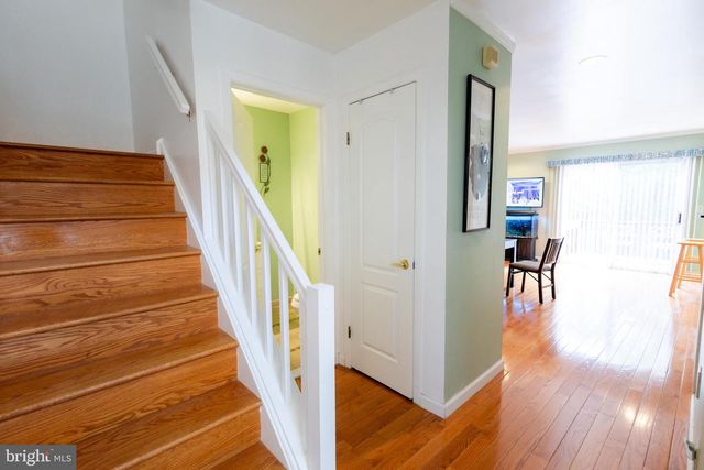 6 BELLWOOD DR, Feasterville Trevose, PA 19053
