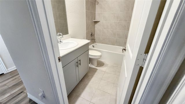 2653 Acadia Drive, Corinth, TX 76210